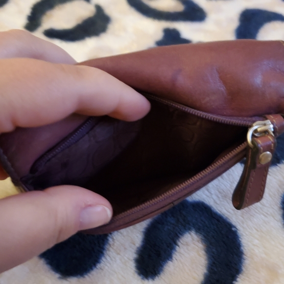 Vintage Fossil Wallet - Picture 3 of 3